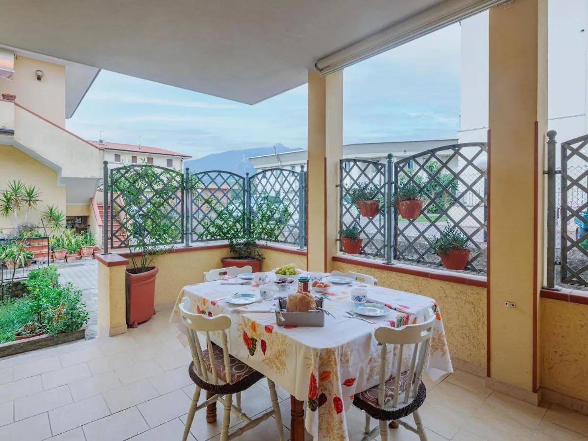 Locazione Turistica Antonia Apartment Querceta