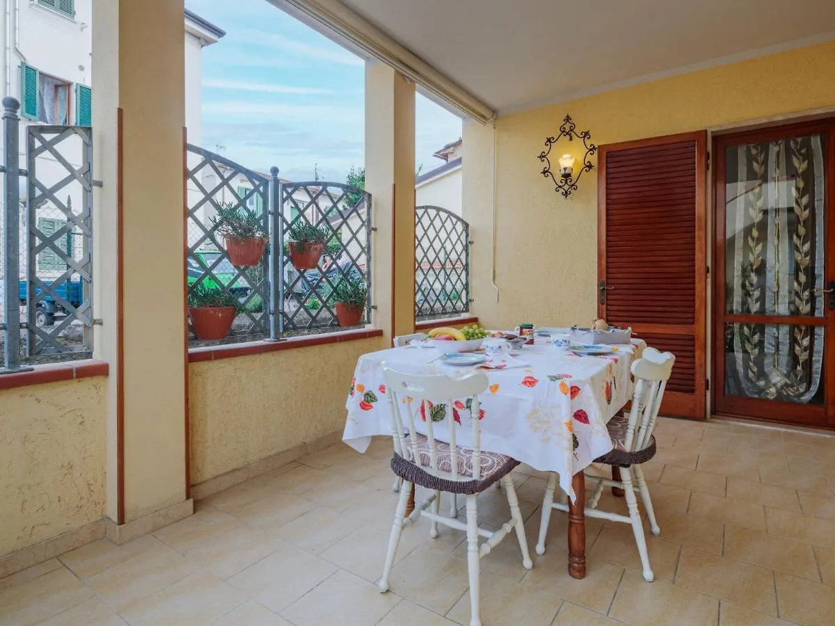 Locazione Turistica Antonia Apartment Querceta