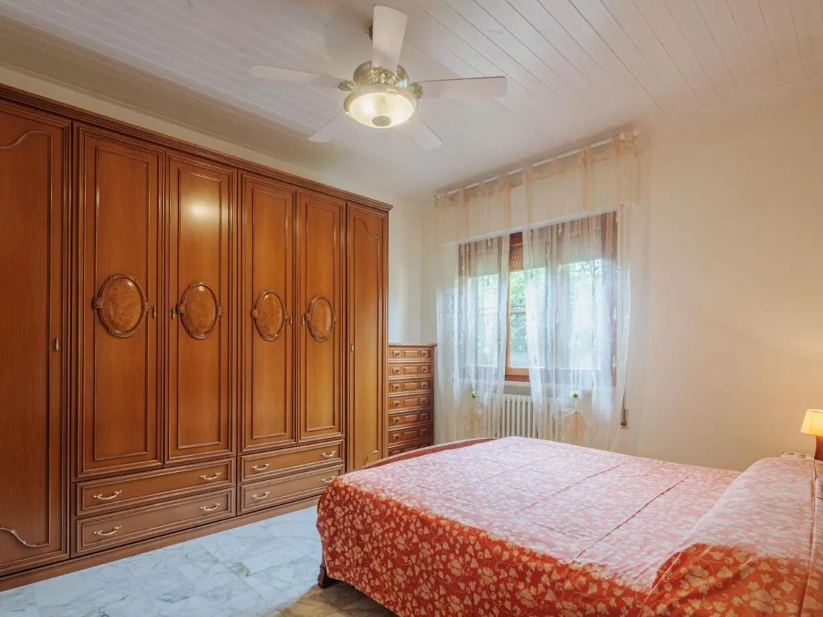 Locazione Turistica Antonia Apartment Querceta 0*,