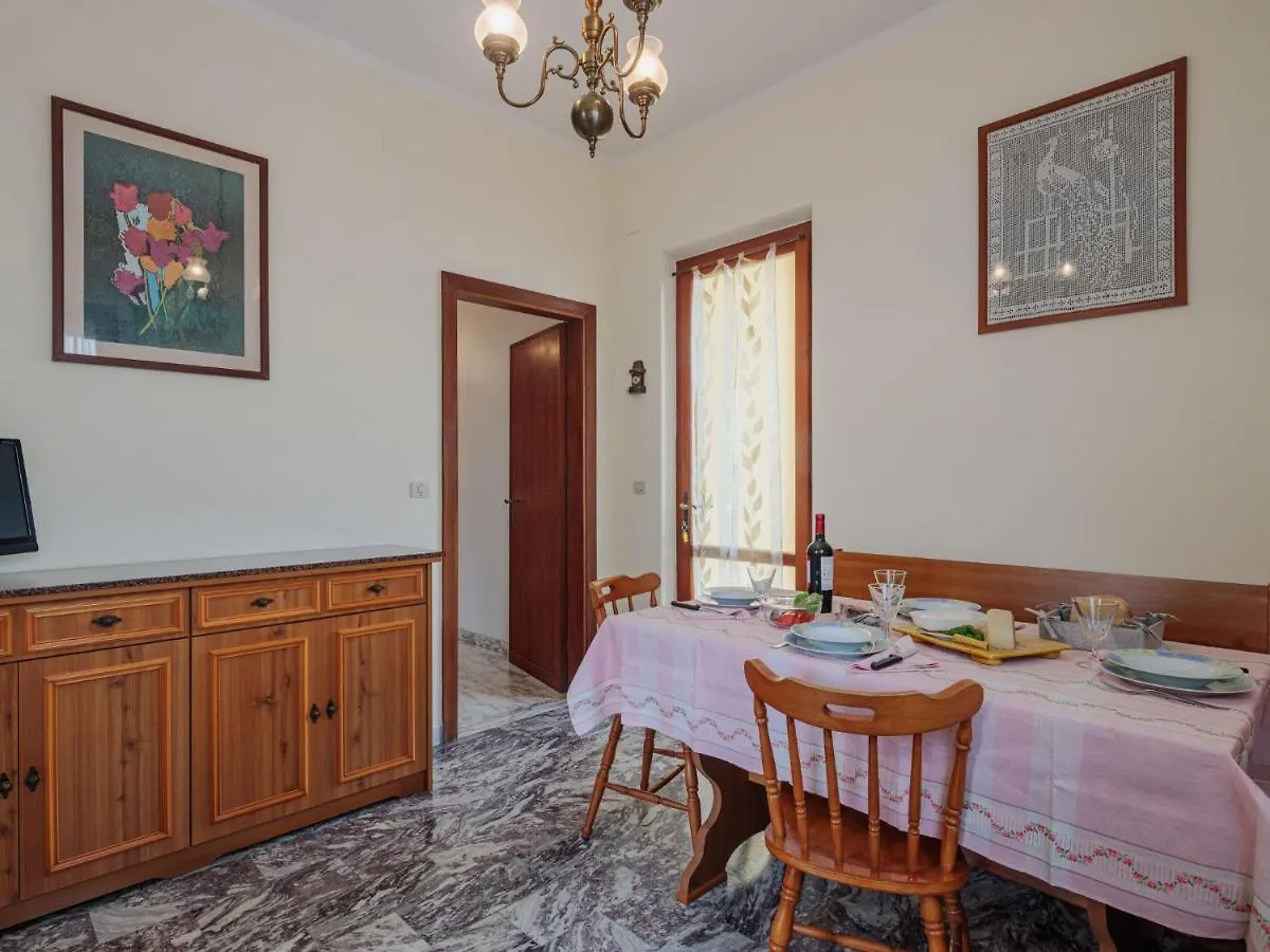 Locazione Turistica Antonia Apartment Querceta