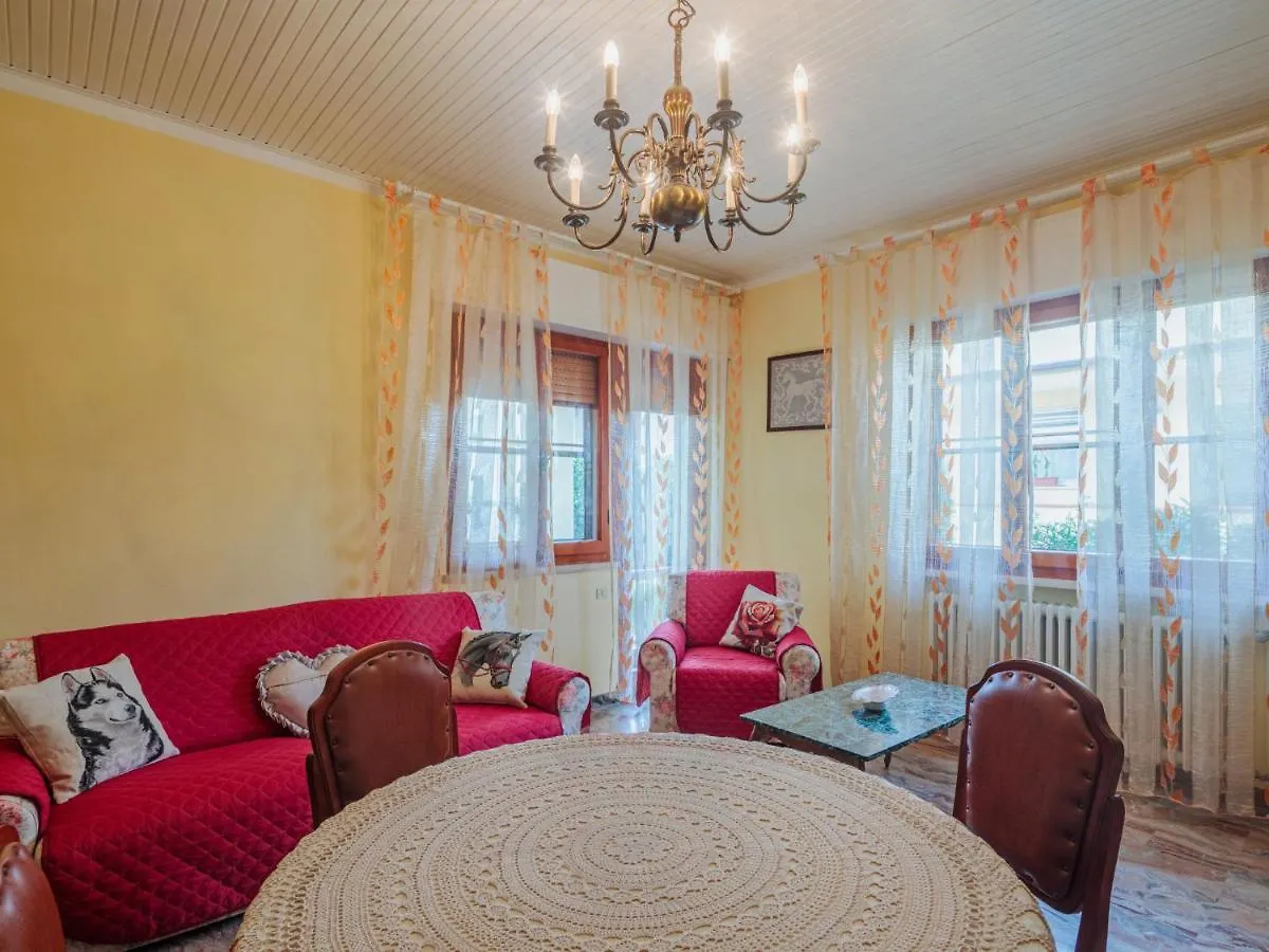 Locazione Turistica Antonia Apartment Querceta Italy